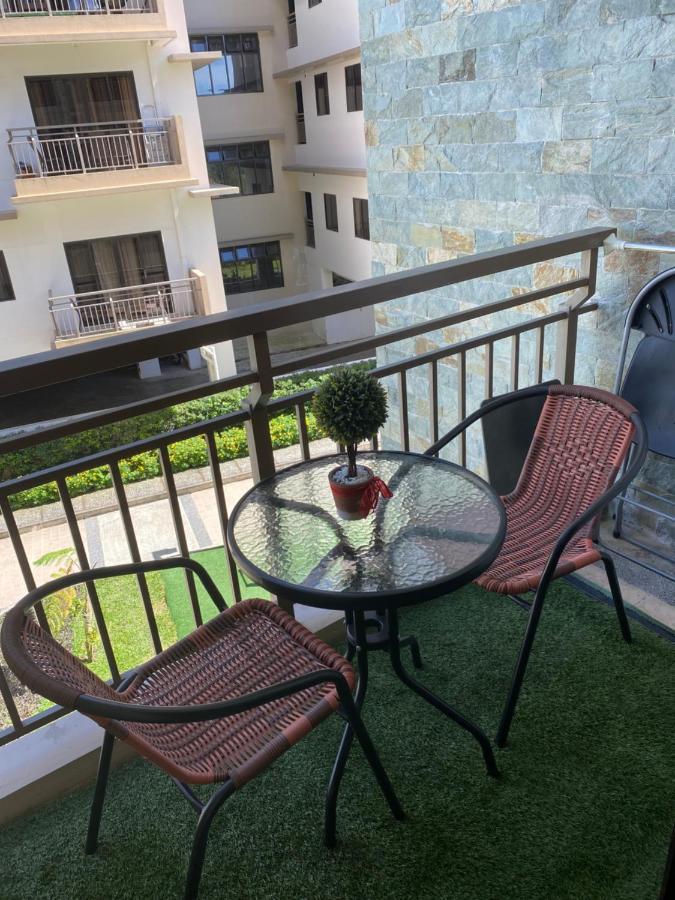 Appartamento Near Johnhay Minesview Fast Wi-Fi Netflix Balcony Baguio City Esterno foto