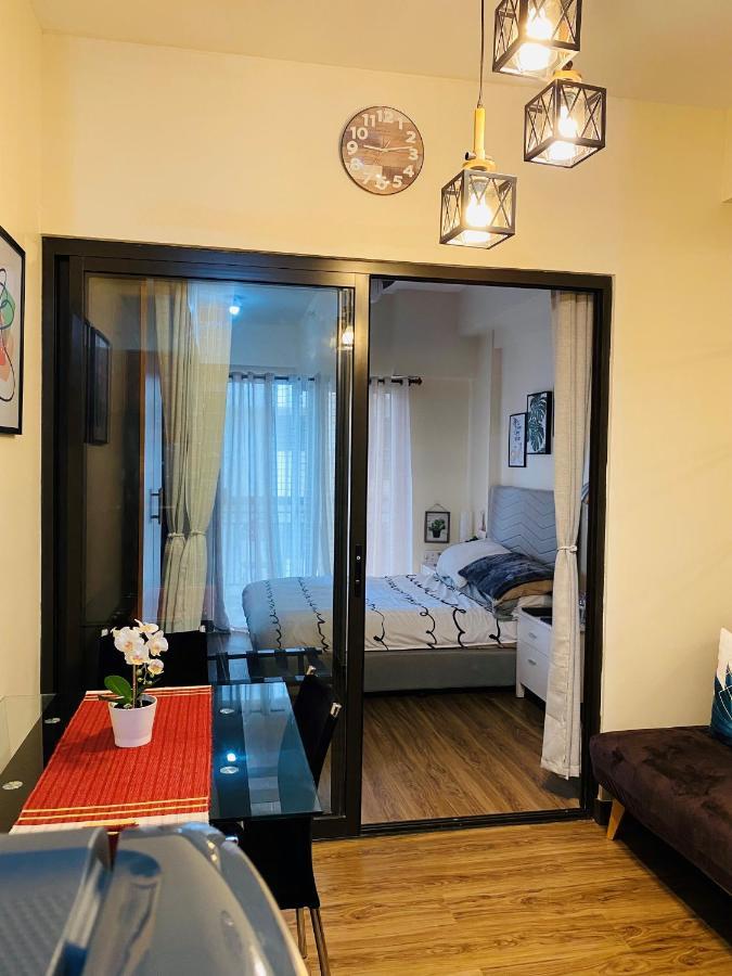 Appartamento Near Johnhay Minesview Fast Wi-Fi Netflix Balcony Baguio City Esterno foto