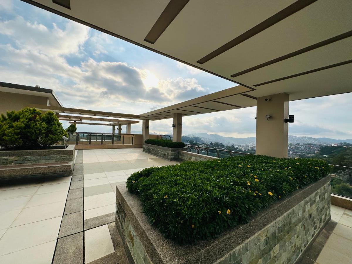 Appartamento Near Johnhay Minesview Fast Wi-Fi Netflix Balcony Baguio City Esterno foto