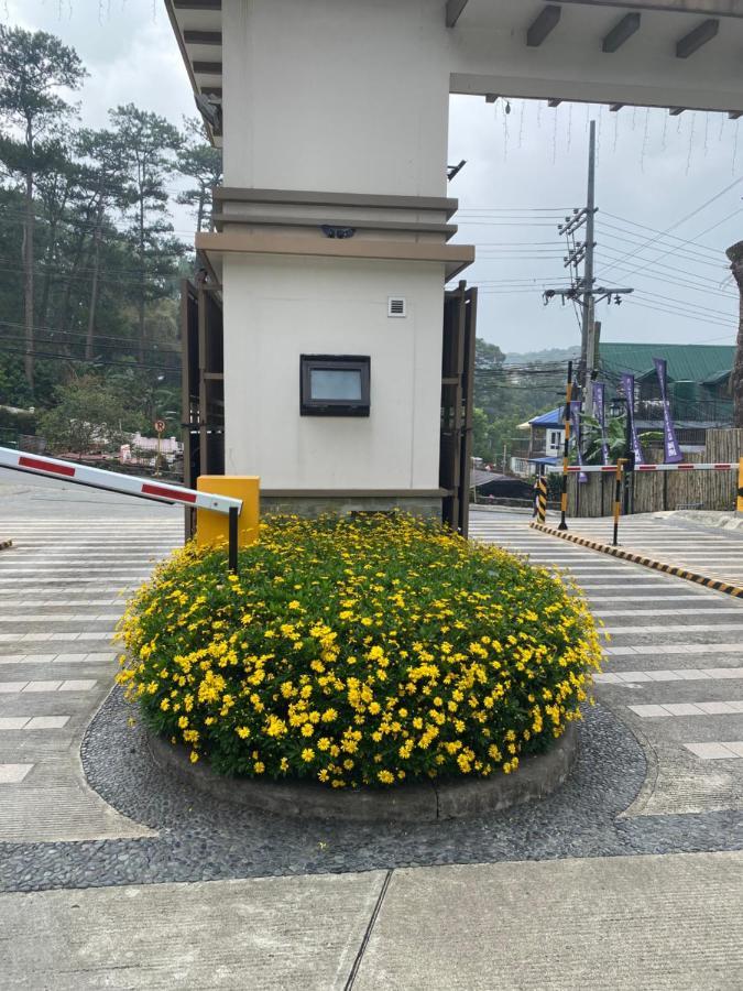 Appartamento Near Johnhay Minesview Fast Wi-Fi Netflix Balcony Baguio City Esterno foto